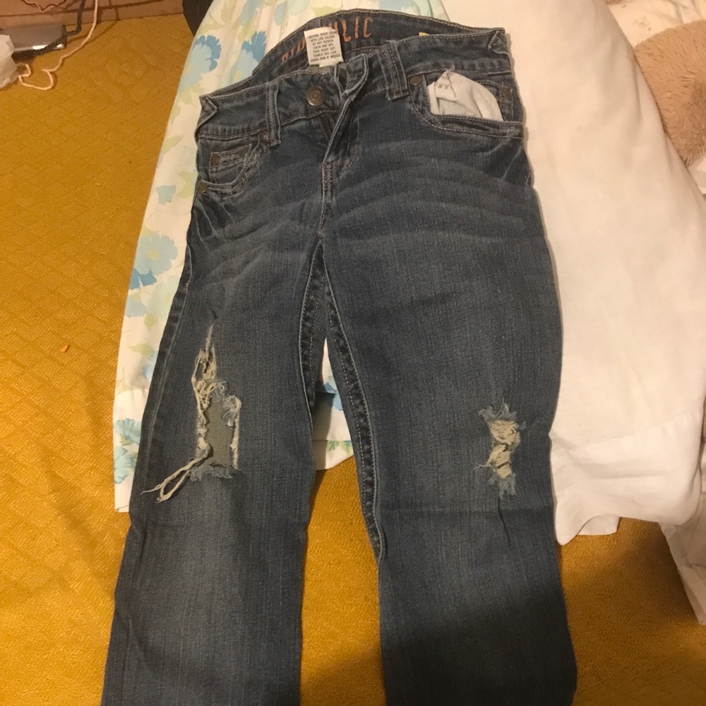 Hydraulic blue jeans